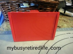 Reduce the work of making tamales masa spreader tool